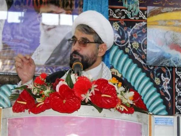 حرکت امام راحل، نجات هویت ایرانی اسلامی از دست مستکبران بود