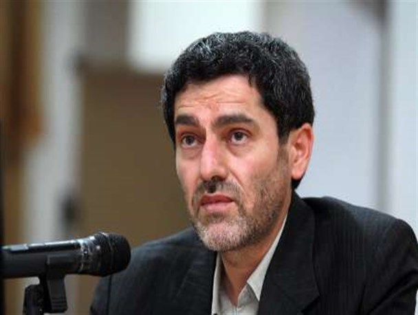 قادری را دوست داریم اما ادبیات خود را تغییر دهد/ بیمه موافقت کند، برگ ارجاع لغو می‌شود