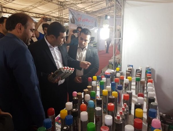 نمایشگاه حمایت از تولید داخلی در نظرآباد افتتاح شد+تصاویر