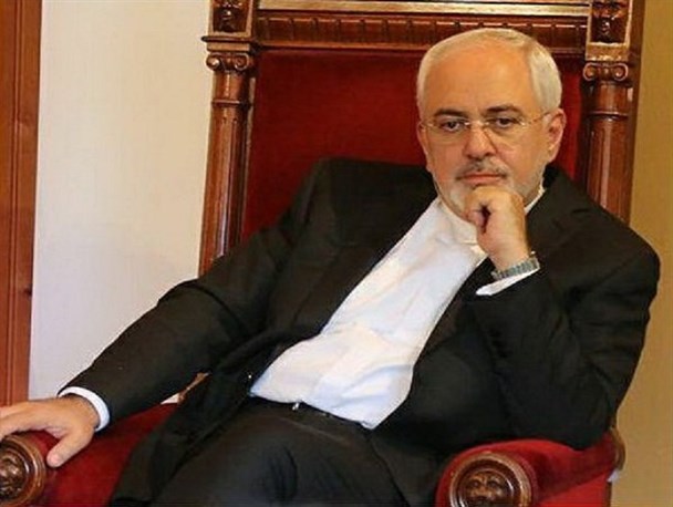 انفعال وزیر امور خارجه در برخورد با توهین فرانسه/ حداقل کار تجدید نظر در قرار دادهای اقتصادی بود