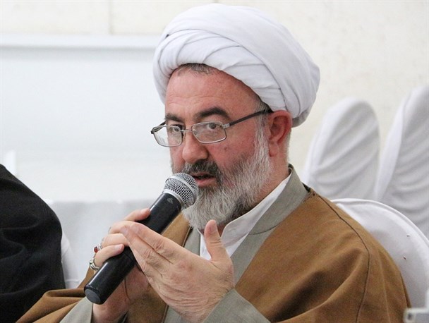 مسئولان بومی، عِرق و تعلق خاطر بیشتری نسبت به شهر دارند/ به استاندار سمنان گفتم آستانه تحملتان را بالا ببرید!