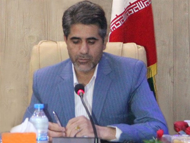 در حال انجام عملیات بهسازی محوطه پارک قالیچی