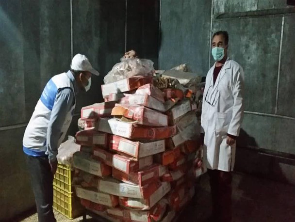 عدم بسته‌‌بندی مناسب و نگهداری اصولی مواد پروتئینی در طرقبه شاندیز/ ۶ تن فرآورده‌های خام دامی امحاء شد