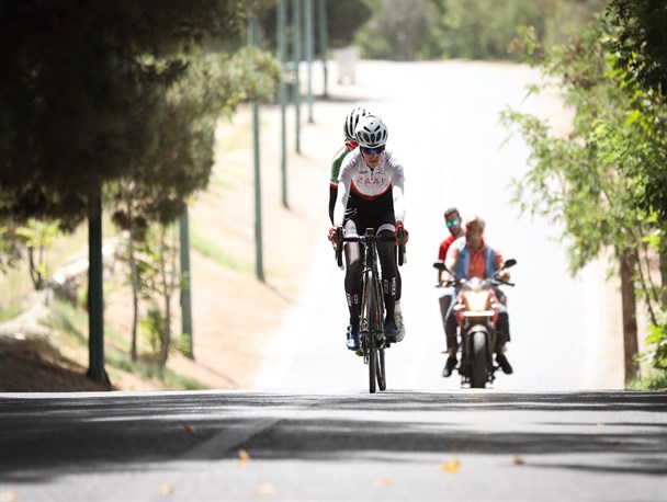دوچرخه سواری بانوان قهرمانی کشور| دهقان نفر نخست تایم تریل کشور شد