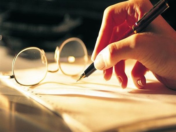 سینه پر درد راویان خط سرخ شهادت از بی‌مهری مسئولان/ چرا از اهالی قلم حمایت نمی‌شود؟