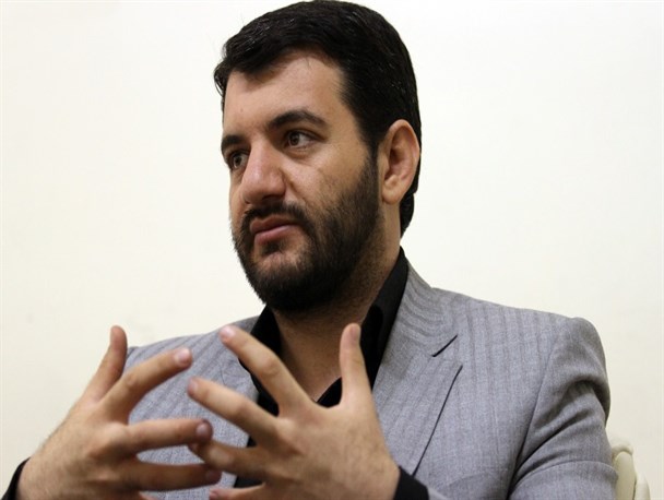 محدودیت ها بعد از 15 سال برداشته نمی شود/ دست برداشتن رهبری از برخی خطوط قرمز دروغ است