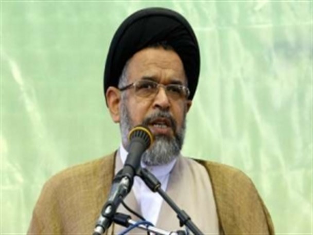استکبار به دنبال تضعیف جبهه مقابل اسرائیل است/ وحدت غذای حیات جامعه اسلامی است