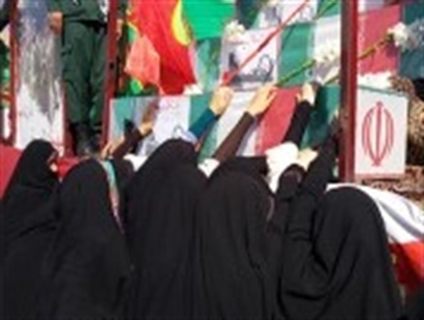 شهر نطنز با قدوم مبارک مردان بصیر و استکبار ستیز متبرک شد