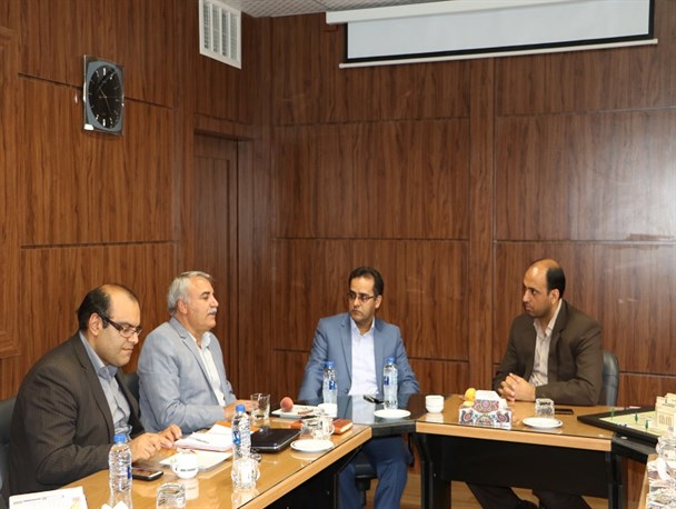 فعال شدن 43 شهرک صنعتی استان با حمایت دانش بنیان پارک  علم و فناوری