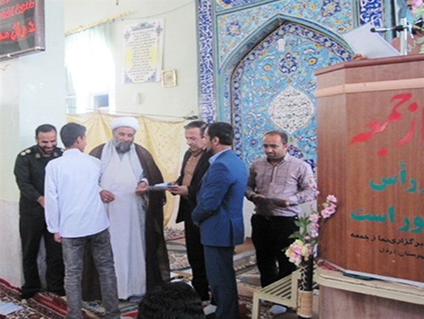 برترین‌های قرآن و عترت اردل تجلیل شدند