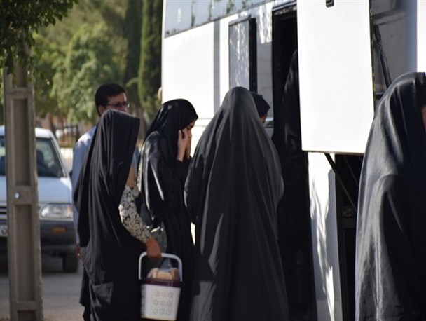 40 نفر از زنان سرپرست خانوار، مادران و دختران مددجوی تحت حمایت به مشهد مقدس اعزام شدند