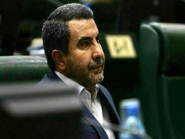 دولت برای حل مسئله نقدینگی برنامه راهبردی ارائه دهد/ وزیری رای اعتماد خواهد گرفت که برنامه عملیاتی داشته باشد