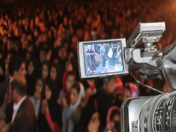 استقبال کم نظیر چرامی ها از خدام و پرچم متبرکه حرم رضوی+تصاویر