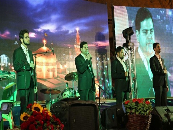 جشن میلاد امام رضا(ع) در خمینی شهر/ تصاویر