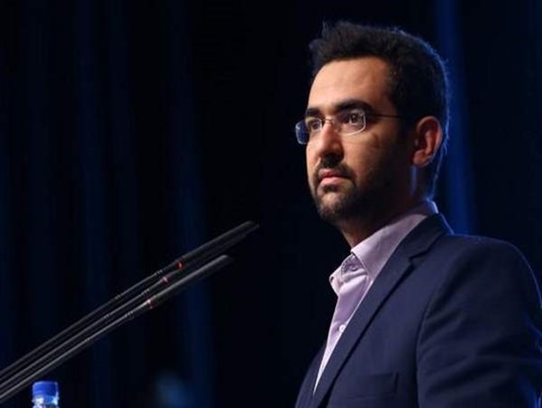 وزارت ارتباطات در انتظار جوان 36 ساله/همکاران آذری جهرمی درباره او چه می گویند