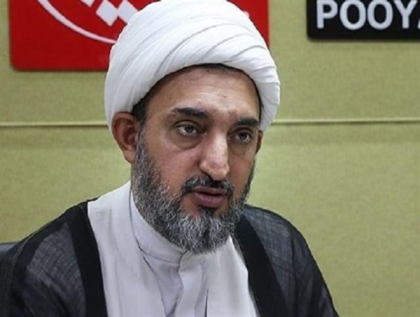 مسئولان دولتی مسئولیت نابسامانی‌های اقتصادی را بپذیرند/ لزوم مقابله جدی با خط نفوذ دشمن در مسائل پولی و مالی