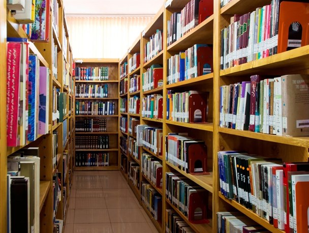 عضویت ۱۳۰هزار نفر در کتابخانه‌های عمومی استان کرمان/ ترویج فرهنگ کتابخوانی سرمایه‌گذاری فرهنگی برای رشد جامعه است