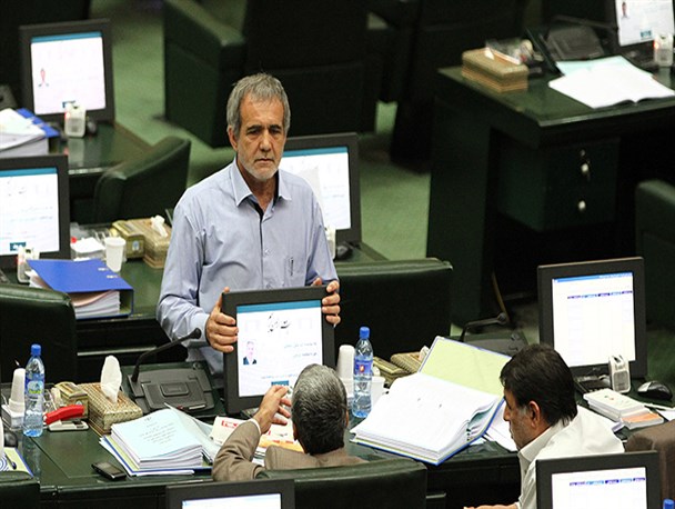 پزشکیان، احمدی نژادِ 1400؟!