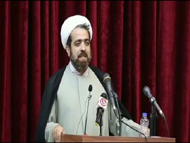 انقلاب با پیروی از ولایت به انحراف نمی‌رود