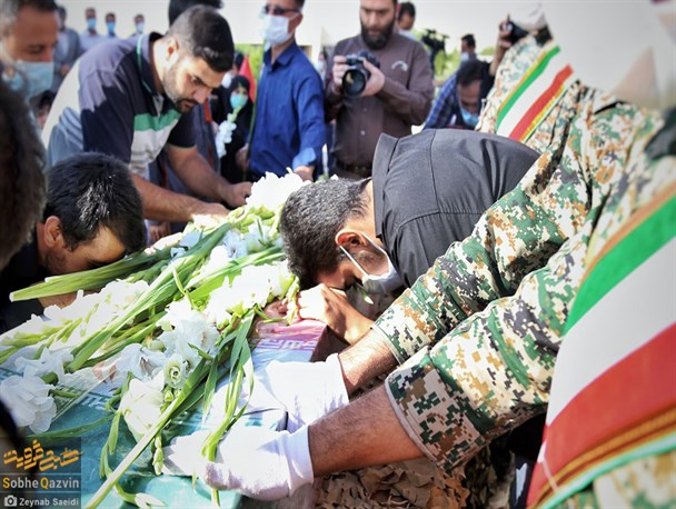 از خداحافظی پای اتوبوس تا سلام دوباره به استخوان‌هایش بعد از ۳۲ سال