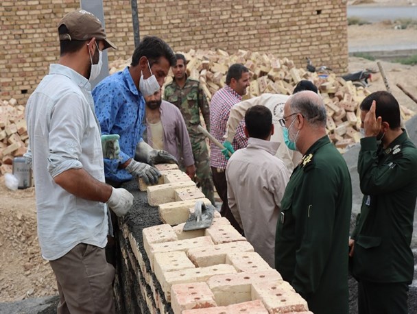 جهادگران بسیجی سربازان لایق جبهه مبارزه با فقر و محرونیت زدایی هستند/ساخت ۴۷ خانه برای محرومان در اراک