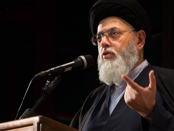 عاشورا از سرمایه‌های کلان اسلام است/ پرداخت حقوق استان یزد، خسارت سیل را جبران می‌کند