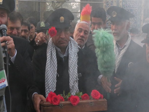 استقبال مردم گنبد از کاروان زیر سایه خورشید