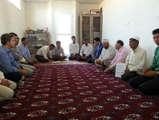 دیدار کارکنان اداره کار و تعاون گمیشان با امام جمعه خواجه نفس