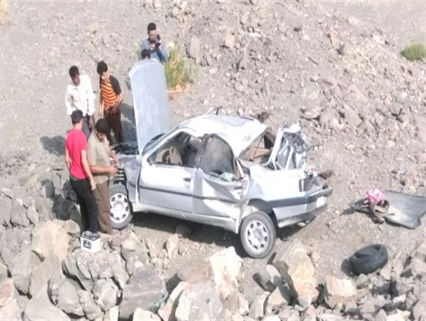 واژگونی خودرو در بشاگرد جان یک جوان را گرفت+ عکس