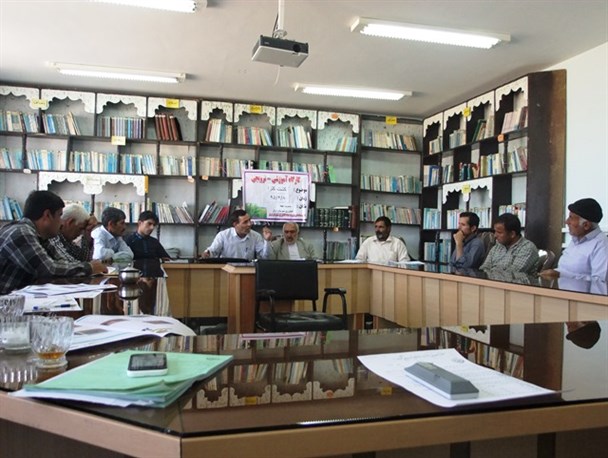 کارگاه آموزشی ترویجی کشت کلزا در شهرستان اردل برگزار شد