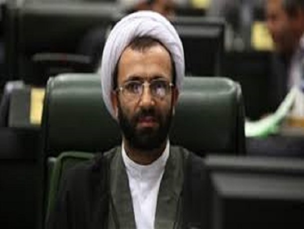 لزوم شفاف سازی فساد در جامعه/برخی مانند آفتاب پرست به هر جناح حاکمی متصل می شوند