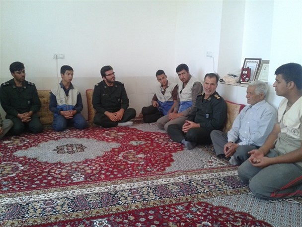 سرکشی بسیجیان اردوی جهادی بوانات از خانواده شهدا