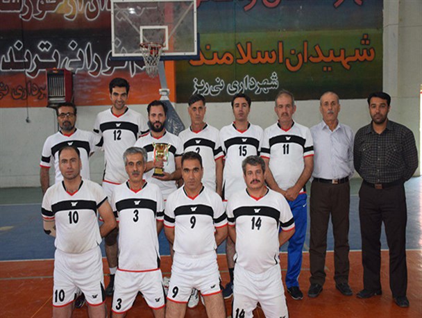 سپیدان مقام سوم مسابقات علوم پزشکی فارس را کسب کرد