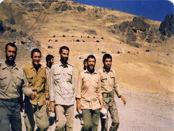 آشنایی با شهید جانباز ۷۰درصد سین برخوار/ اهالی روستای شهیدپرور سین مرا حلال کنید