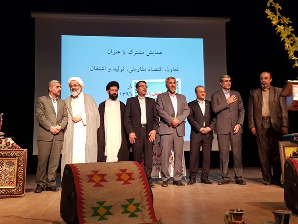 سرمایه گذاری در حوزه تعاون سبب رشد اقتصاد کشور می شود/ کاغذ بازی های اداری مانع اصلی رونق اقتصادی است