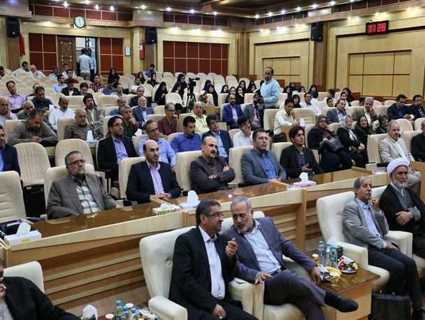 برگزیدگان نخستین دوره آئین انتخاب کتاب سال قزوین معرفی شدند