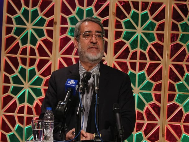 دشمن به دنبال ایجاد انشقاق و گسستگی در کشور است/ انتخابات امسال به یک مانور سیاسی در دفاع از نظام تبدیل شود