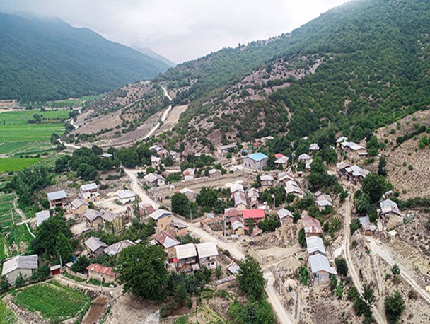 رنج ناتمام مردم گلوگاه از وعده‌های سرخرمن/ مدیران راه شهرسازی و آب‌وفاضلاب از خواب غفلت بیدار شوید+فیلم