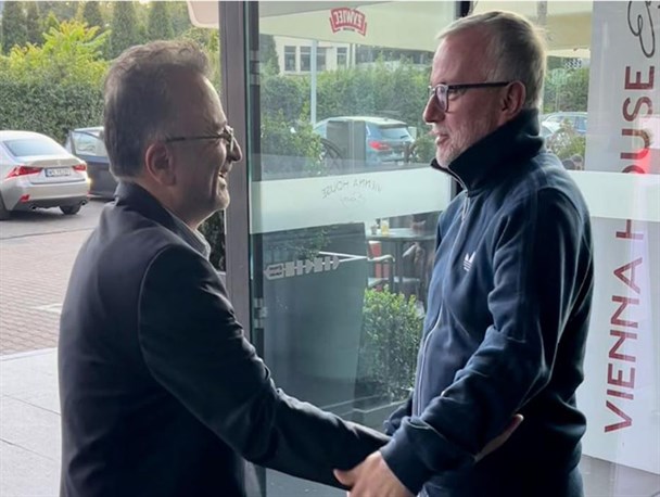 والیبال قهرمانی جهان| داورزنی به کاتوویتسه رسید