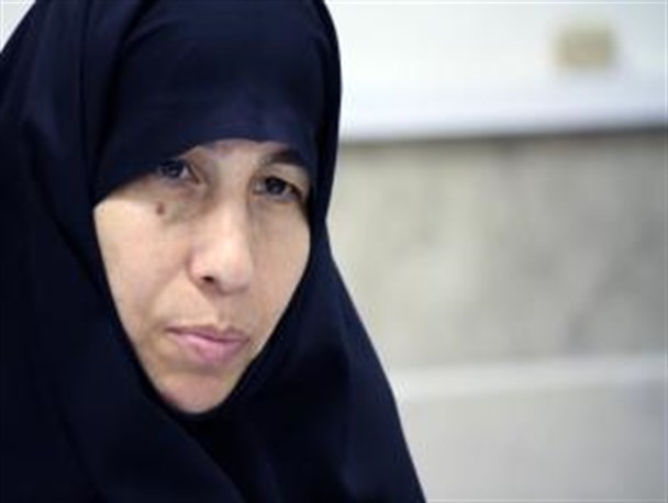 ضرورت الگوسازی زن دفاع مقدس برای کشورهای مسلمان/ خطر فراموشی خاطرات شهیدان در کمین سالمندی خانواده‌های شهدا
