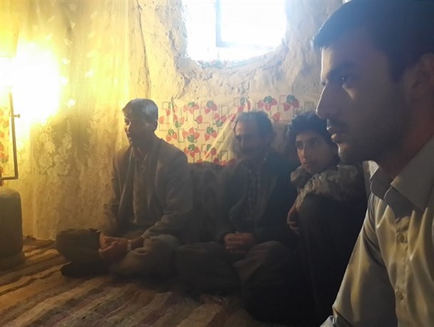 آموزش احکام خمس در یک اردوی جهادی
