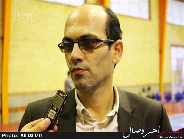 ورنی جزو شاخص ترین و اصلی ترین صنایع دستی استان محسوب می شود