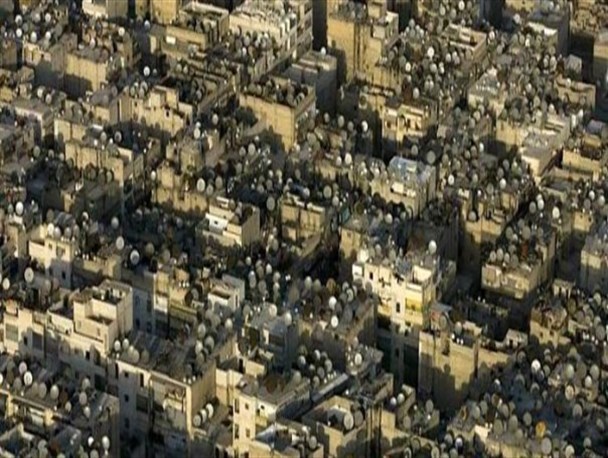 ماهواره مهمان خائن خانه های مسلمانان است