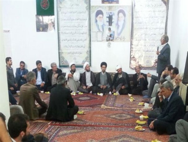 مبانی و آرمان های انقلاب اسلامی و اندیشه های امام خمینی (ره)تبیین شد