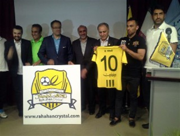 مالک راه‌آهن: قصد خدمت به فوتبال نداریم؛ برای دیده‌شدن آمده‌ایم