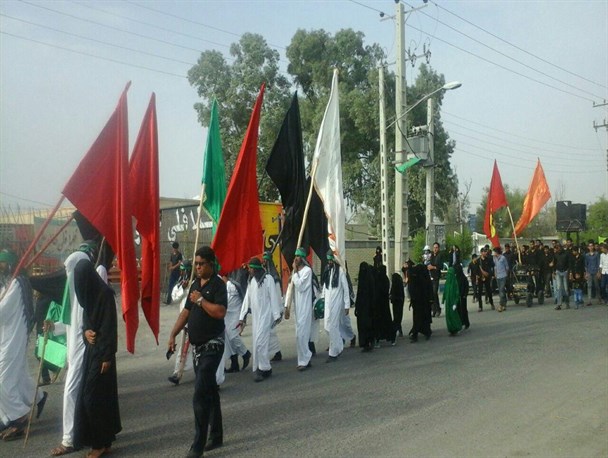 ورود نمادین کاروان امام حسین(ع) به سرزمین کربلا در منوجان/تصاویر
