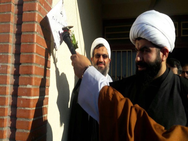 جوانان و نوجوانان در استفاده از شبکه های مجازی مراقب باشند