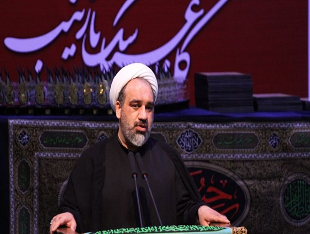 در قدیم دستجات از مساجد بیرون می‌آمدند و اکنون تعدادی از دسته‌ها از قهوه‌خانه‌ها خارج می‌شوند/ با کدام دلیل پرچم‌های سیاه را بعد از روز عاشورا جمع می‌کنند؟