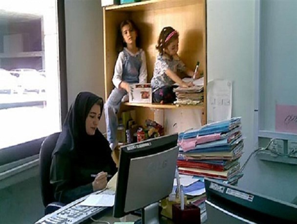 زنان مشمول قانون کاهش ساعت کار در صورت عدم اجرا سریعا به مجلس گزارش دهند