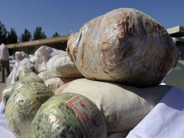 قریب به نیم تن تریاک در بجستان خراسان رضوی کشف شد